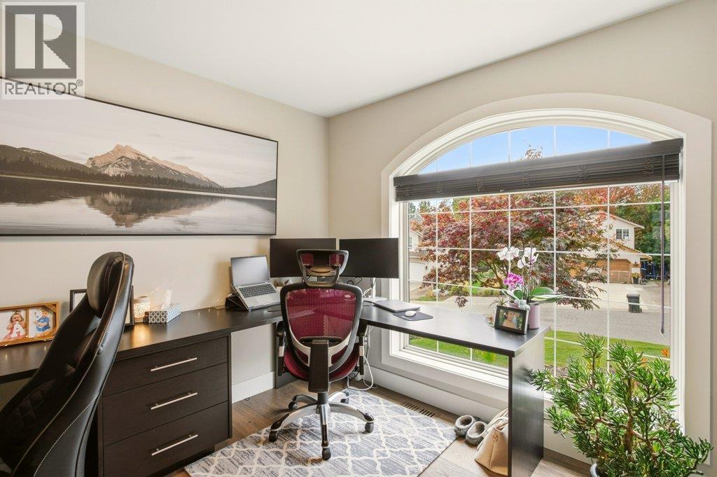 2097 Lillooet Crescent
