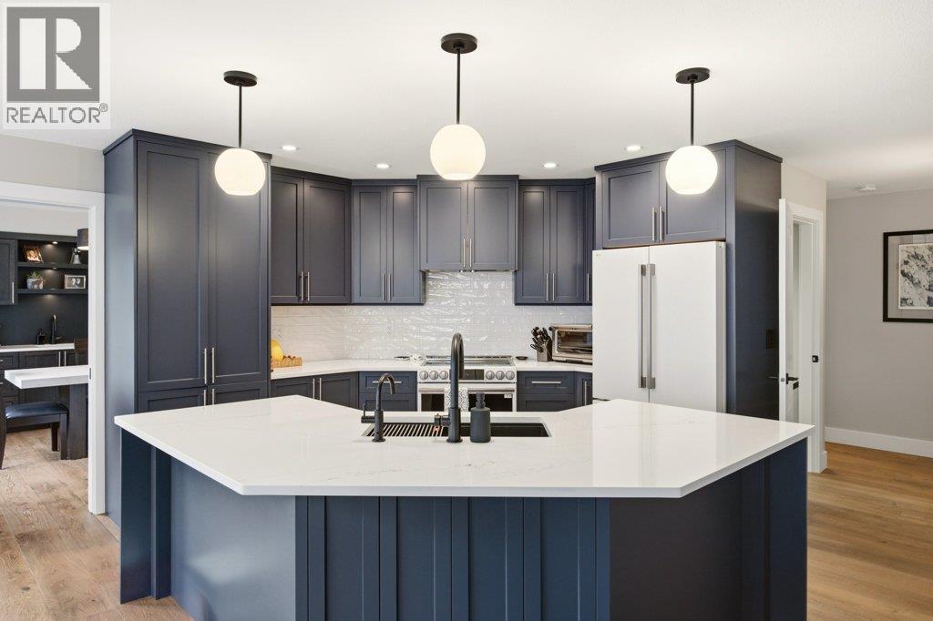 2097 Lillooet Crescent