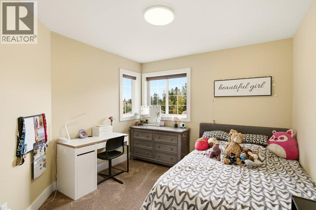 2097 Lillooet Crescent