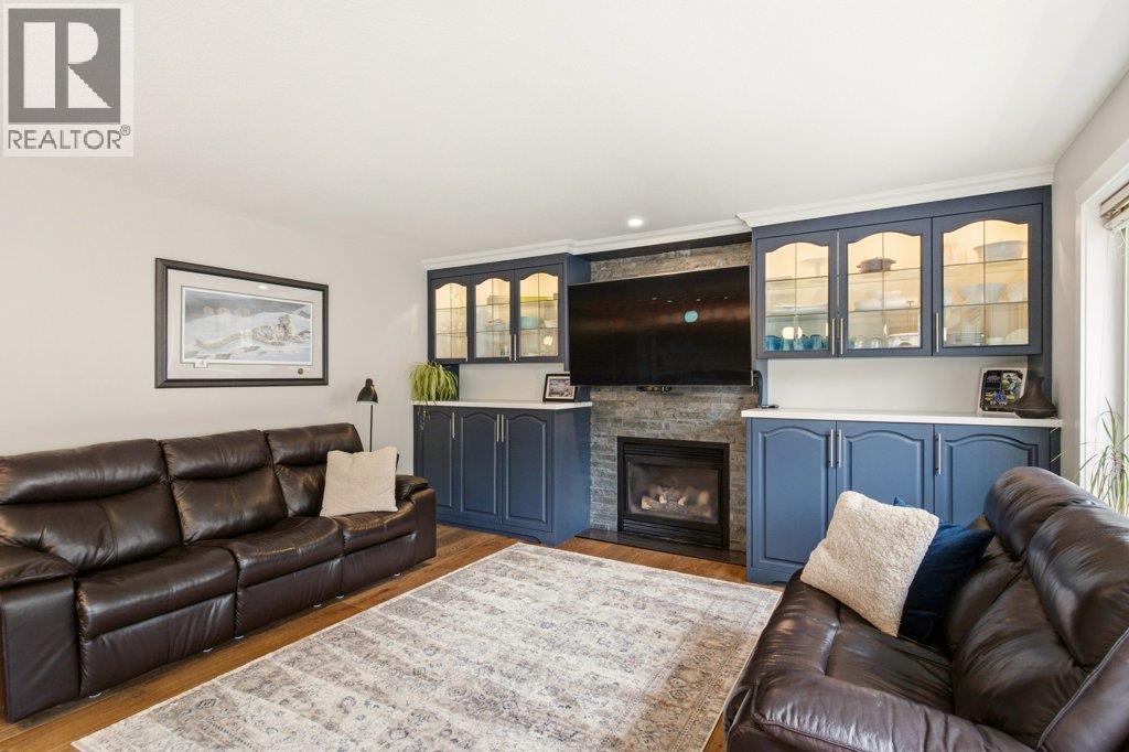 2097 Lillooet Crescent