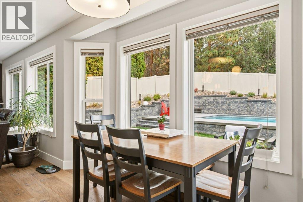 2097 Lillooet Crescent