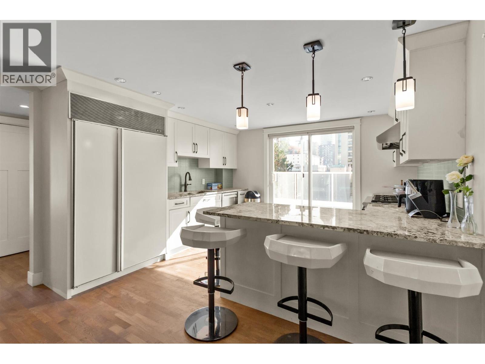 Ph 1403 Beach Avenue, Vancouver, British Columbia  V6G 1Y3 - Photo 10 - R3173797