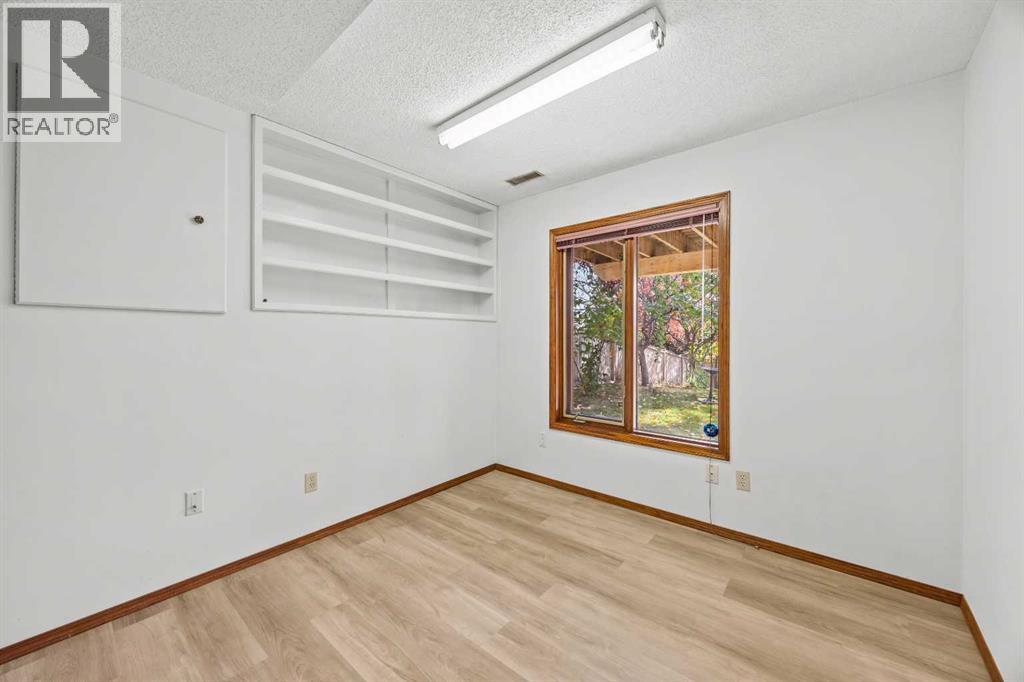 707 Hawkside Mews NW, Calgary, Alberta  T3G 3S2 - Photo 35 - A2350918