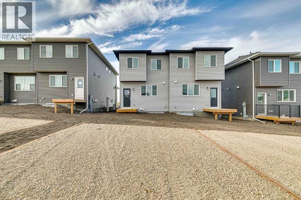 78 Aquila Grove NW