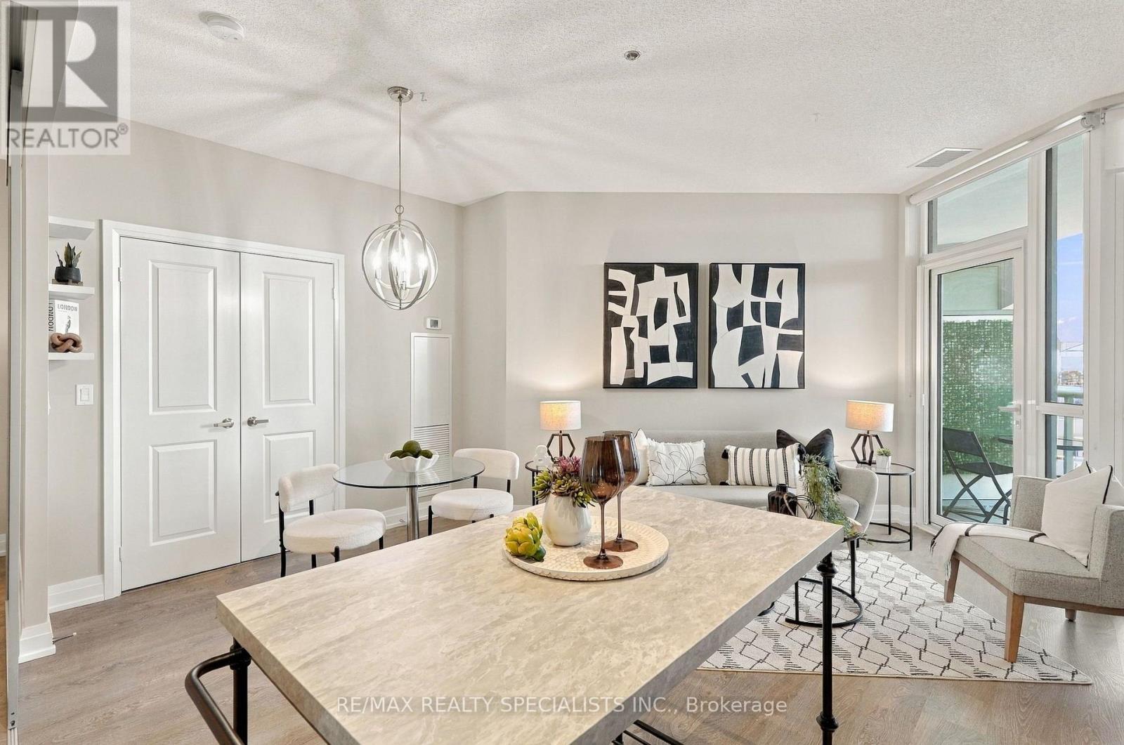 313 - 65 Speers Road, Oakville, Ontario  L6K 0J1 - Photo 12 - W13878714