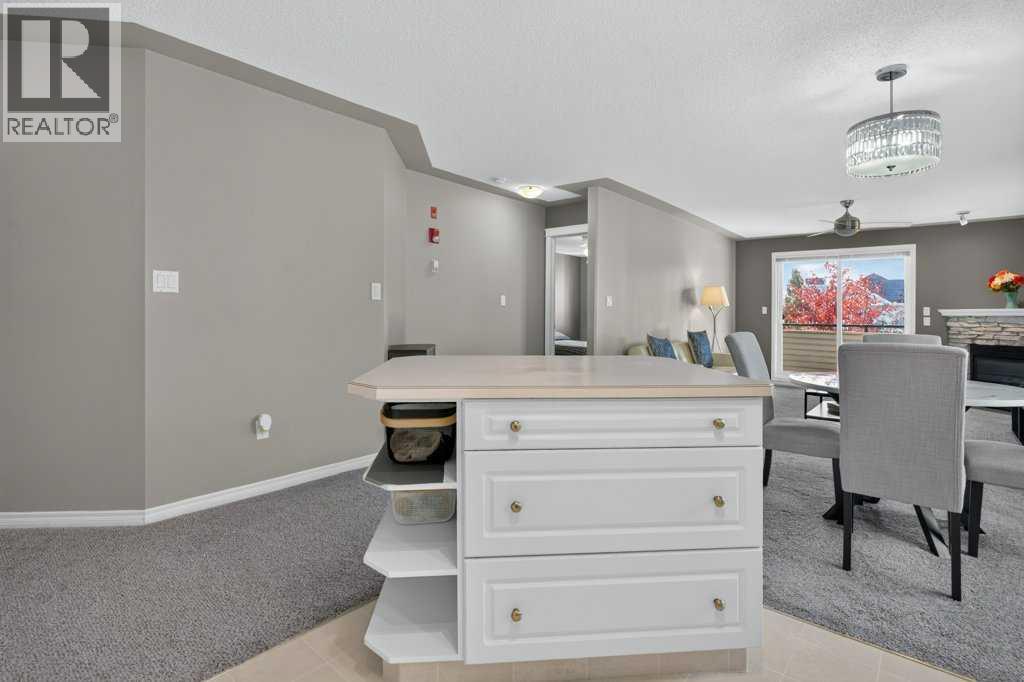 1202, 7451 Springbank Boulevard SW
