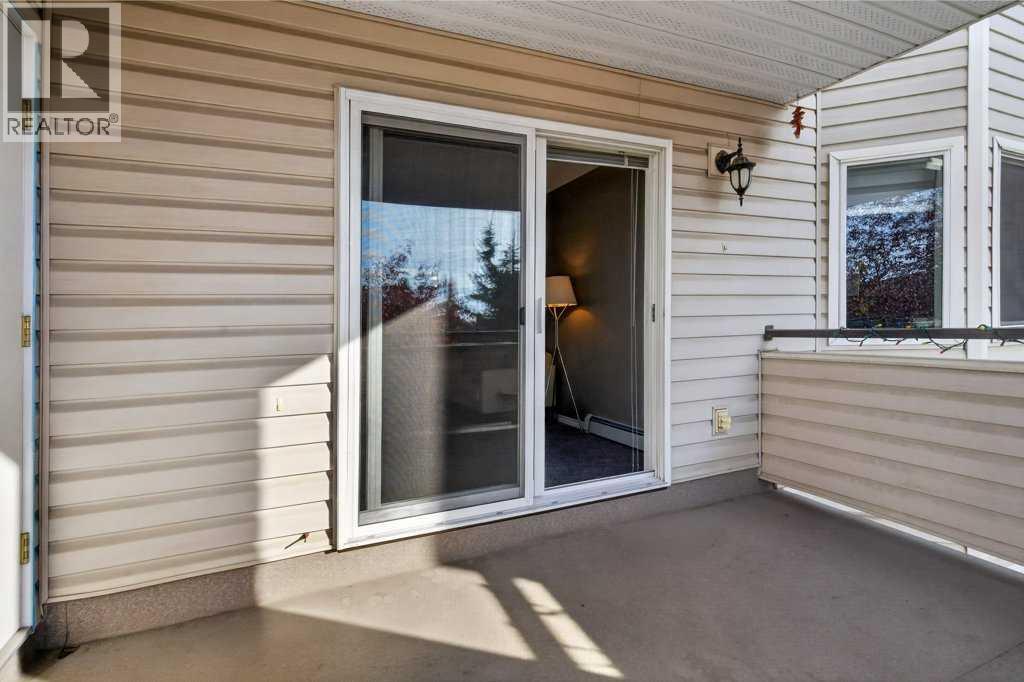 1202, 7451 Springbank Boulevard SW