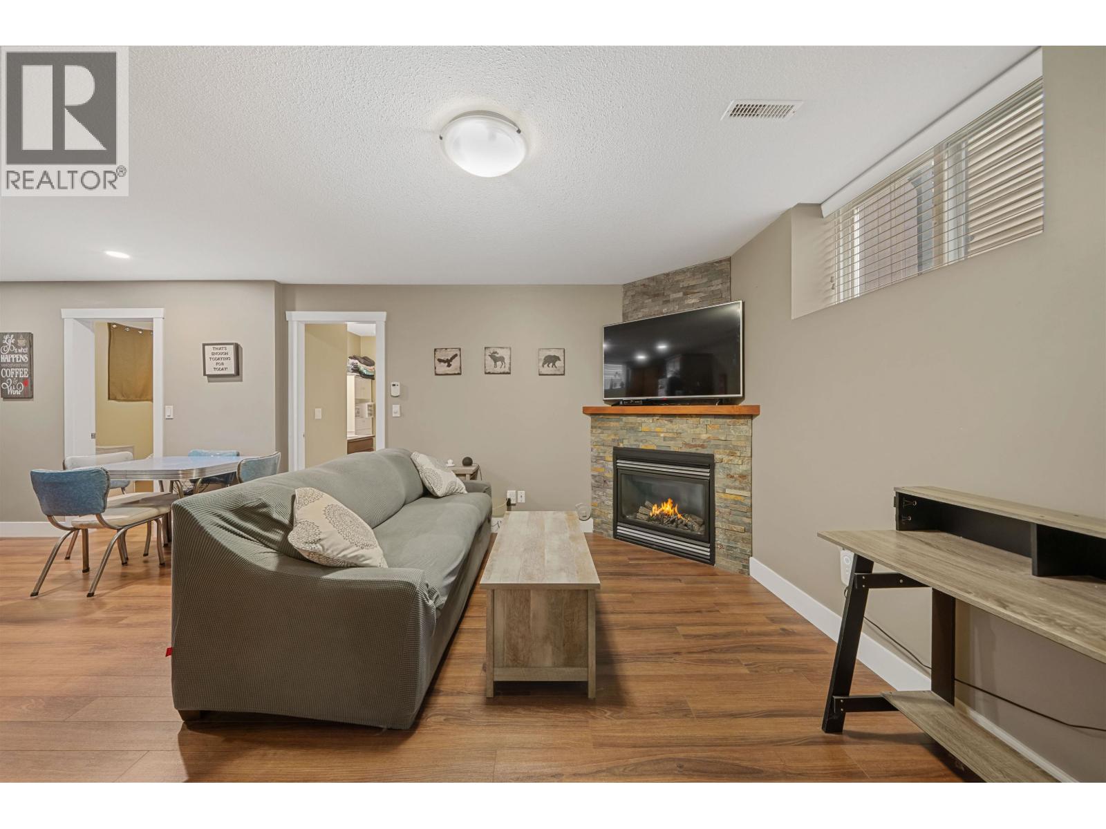 24111 102b Avenue, Maple Ridge, British Columbia  V2W 2B4 - Photo 24 - R3173931