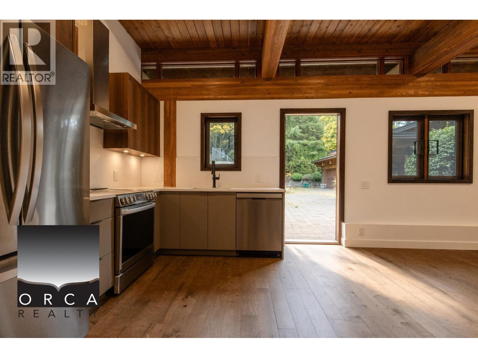 5363 Kew Cliff Road, West Vancouver, British Columbia  V7W 1M3 - Photo 11 - R3173925