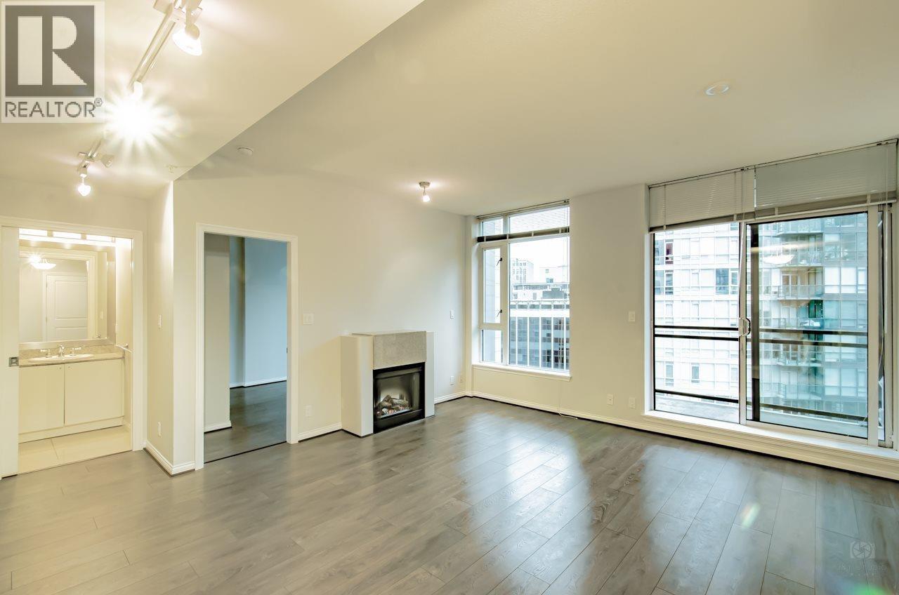 1211 MELVILLE STREET, Vancouver, British Columbia
