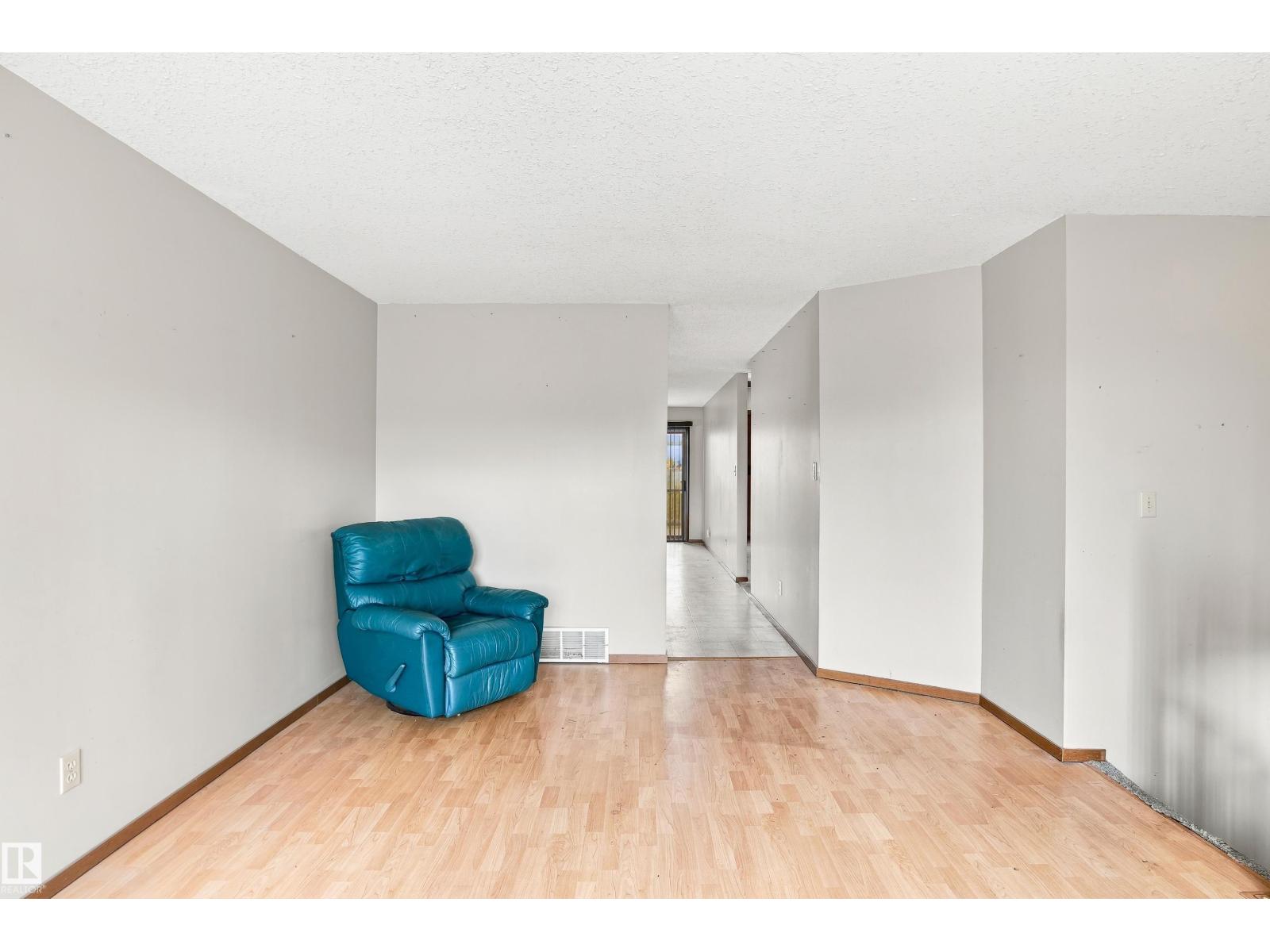 4210 50 Av, Cold Lake, Alberta  T9M 2B3 - Photo 4 - E4511032