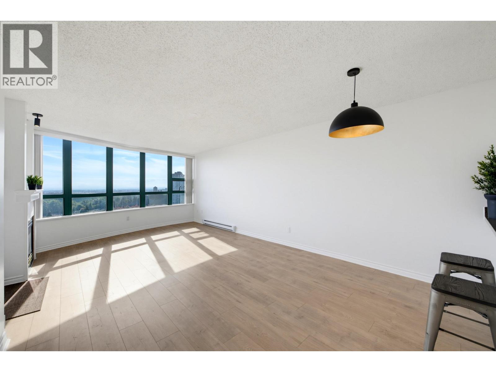 1802 1190 Pipeline Road, Coquitlam, British Columbia  V3B 7T9 - Photo 10 - R3173208