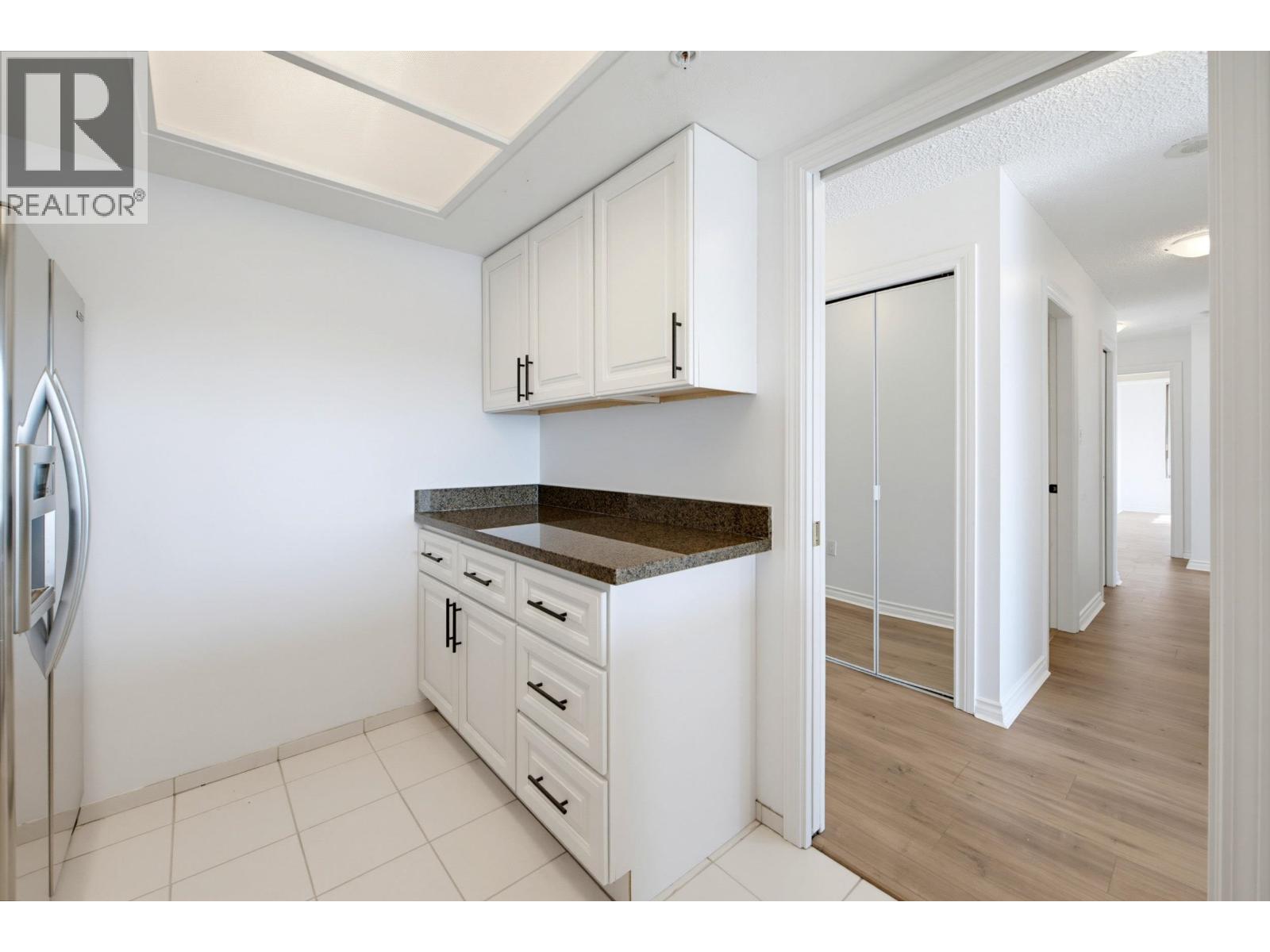 1802 1190 Pipeline Road, Coquitlam, British Columbia  V3B 7T9 - Photo 8 - R3173208