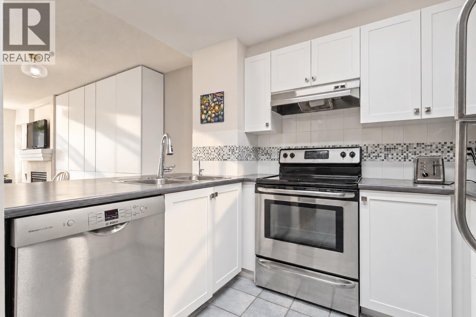 207 1650 Grant Avenue, Port Coquitlam, British Columbia  V3B 7V2 - Photo 3 - R3173175