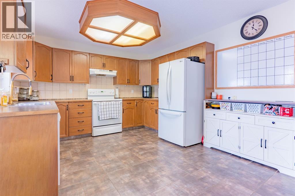 5 Stapeford Crescent SE