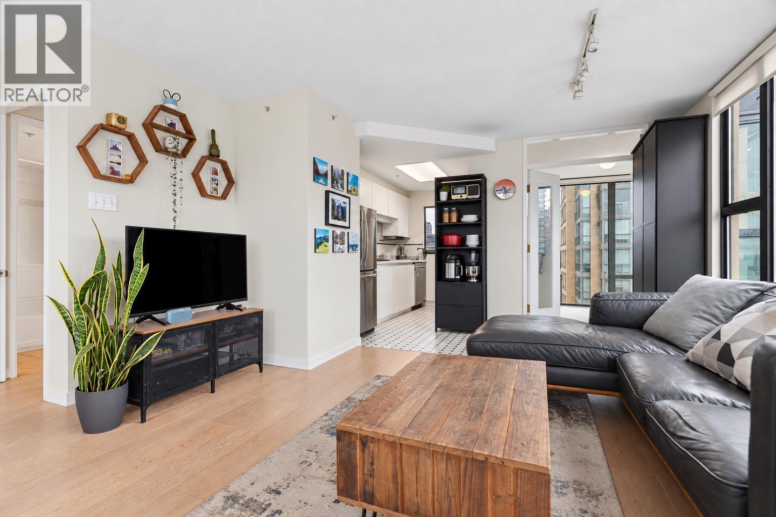 1405 1155 Homer Street, Vancouver, British Columbia  V6B 2Y1 - Photo 3 - R3173903