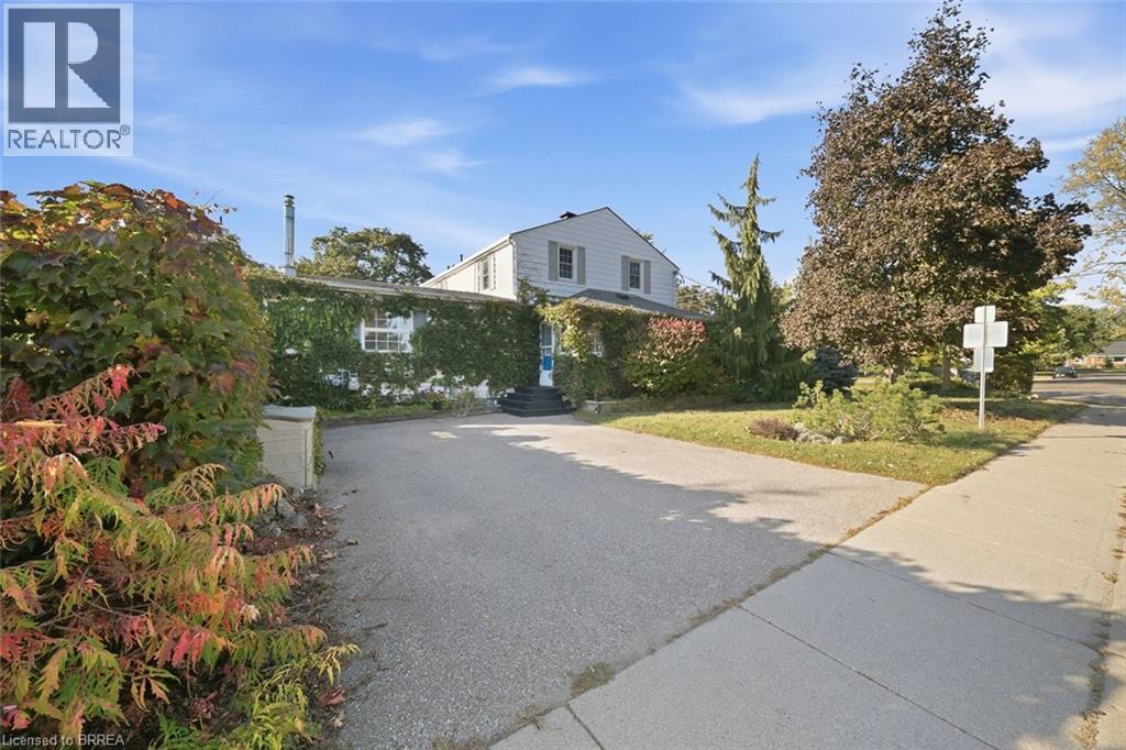 144 St George Street, Brantford, Ontario  N3R 1V8 - Photo 3 - 40868797