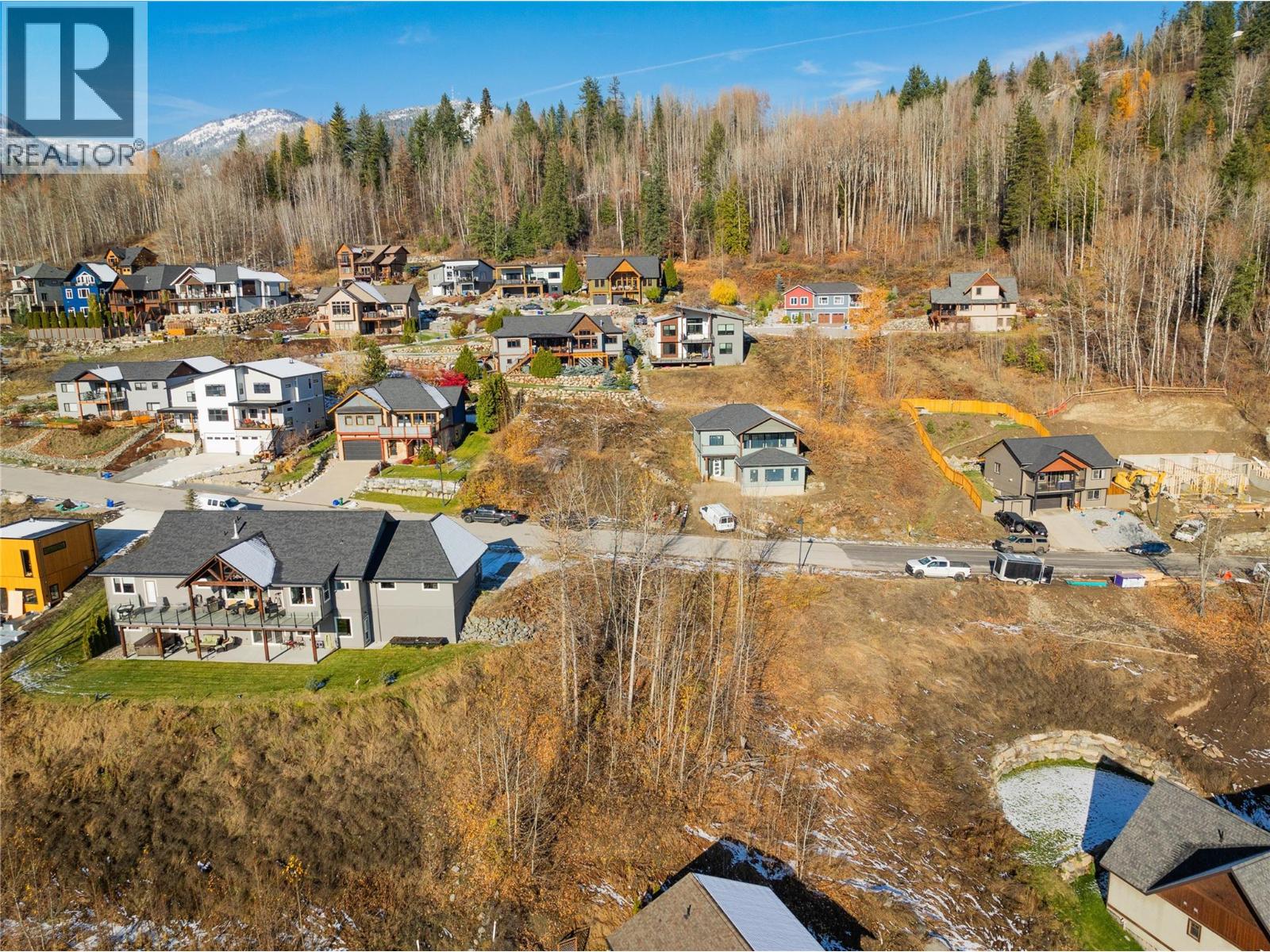 933 REDSTONE Drive, Rossland, British Columbia