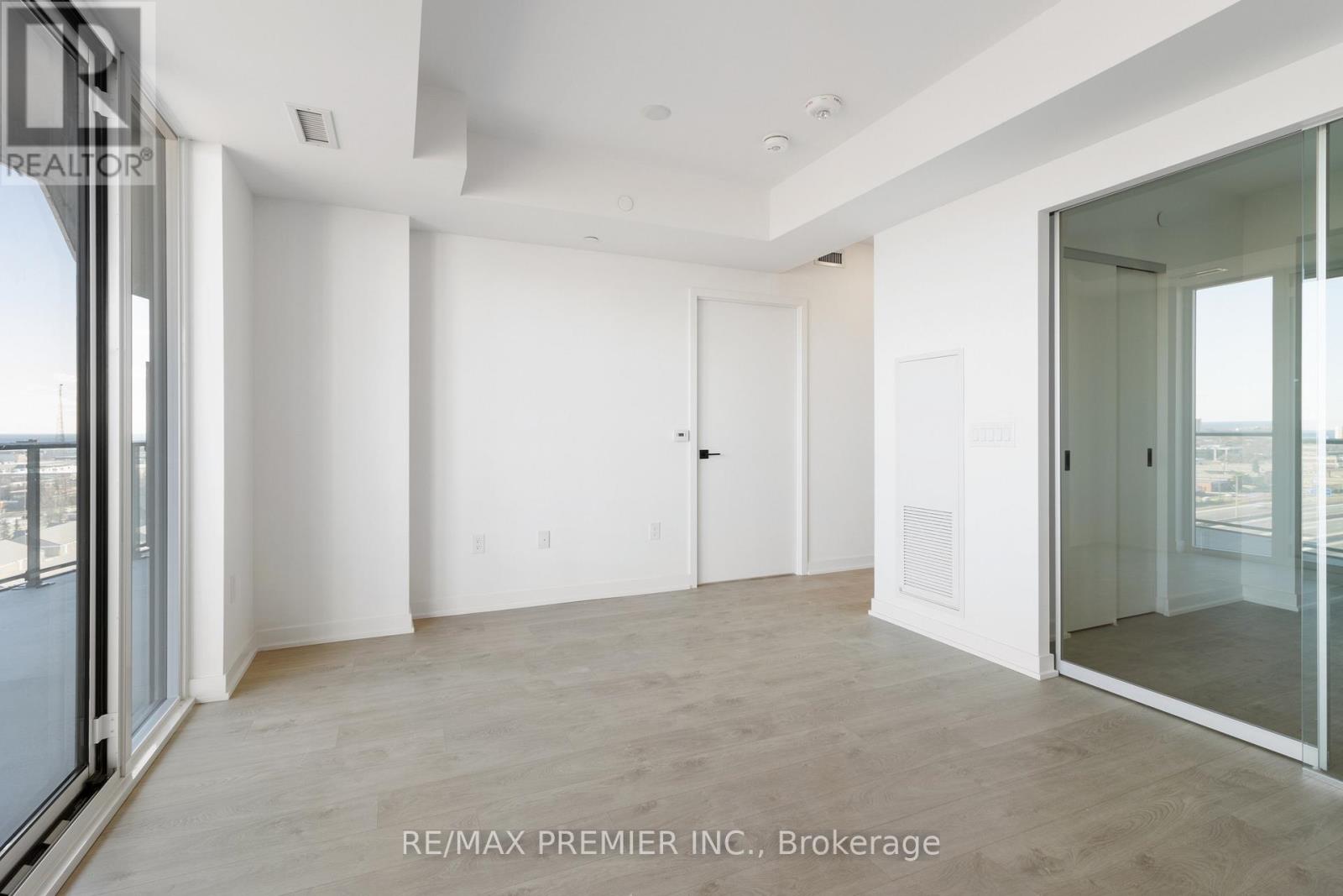 1007 - 36 Zorra Street, Toronto, Ontario  M8Z 0G5 - Photo 20 - W13877848
