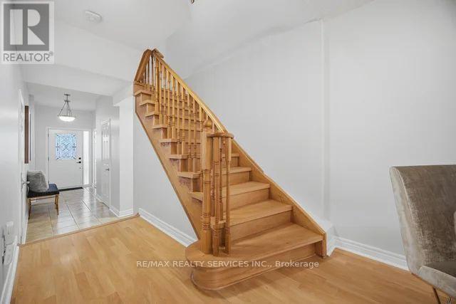 160 Marycroft Court, Brampton, Ontario  L7A 2G2 - Photo 13 - W13878314