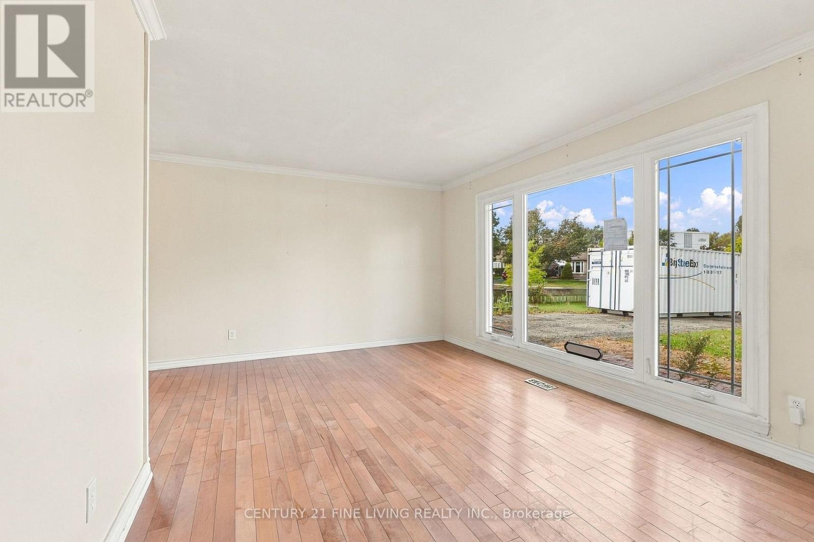 132 Brentwood Drive, Brampton, Ontario  L6T 1R2 - Photo 6 - W13878728