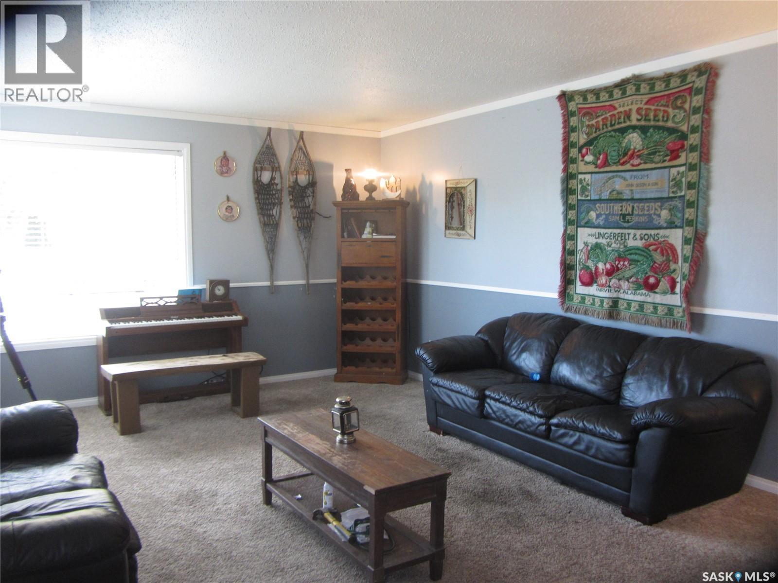 2400 McPherson AVENUE Saskatoon Saskatchewan Canada S7J0S9 2