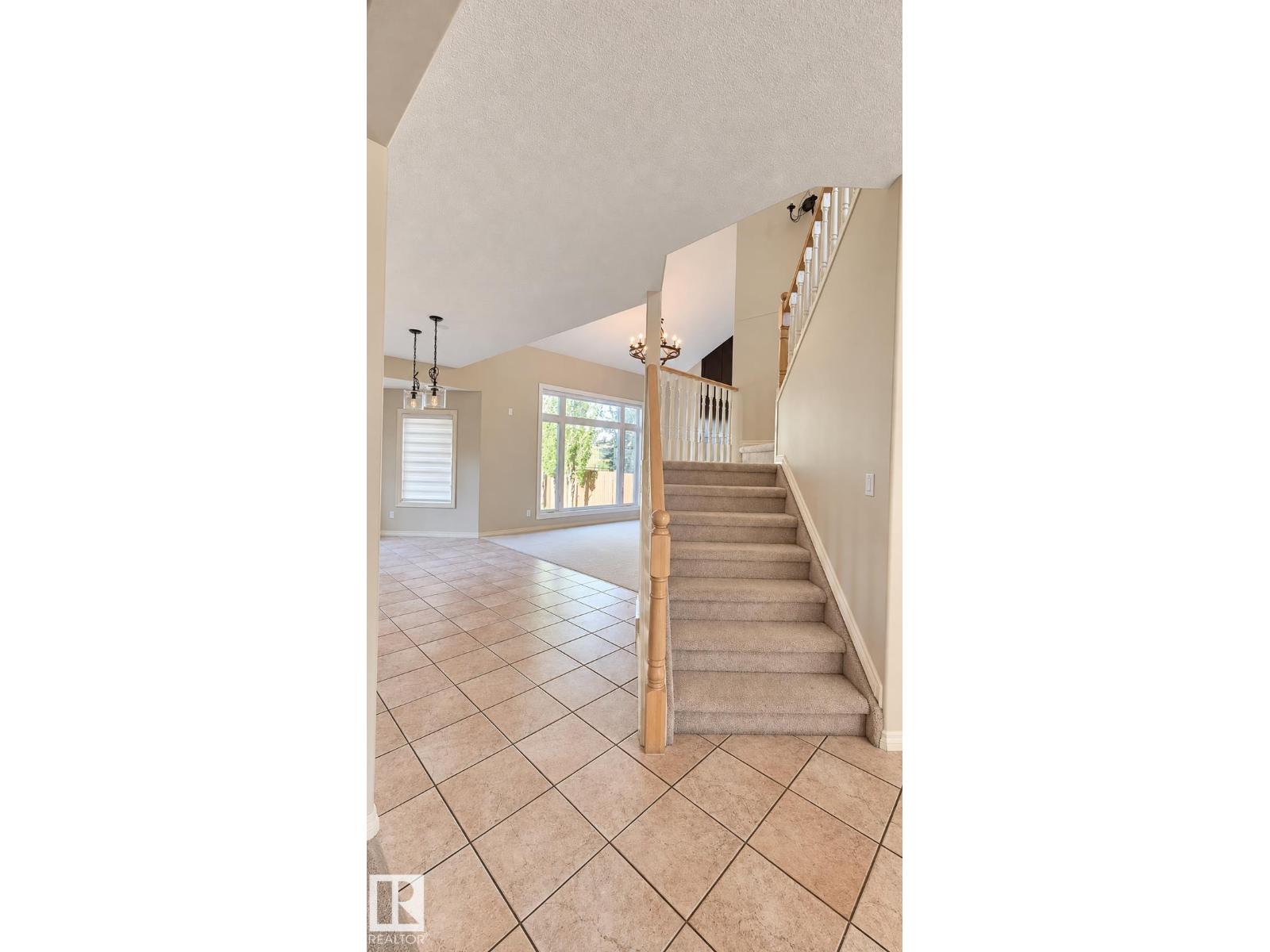 125 Coloniale Wy, Beaumont, Alberta  T4X 1N3 - Photo 5 - E4508641