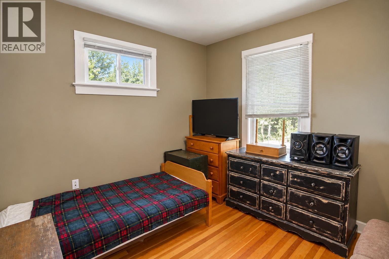 195 Lerose Street, Trail, British Columbia  V1R 3L7 - Photo 8 - 10402098