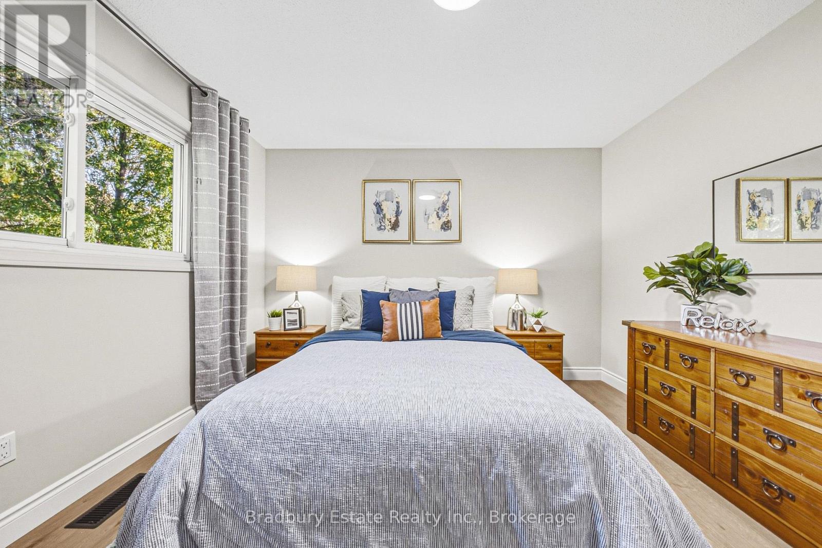 1106 Huntley Court, Oakville, Ontario  L6H 3B7 - Photo 25 - W13878806