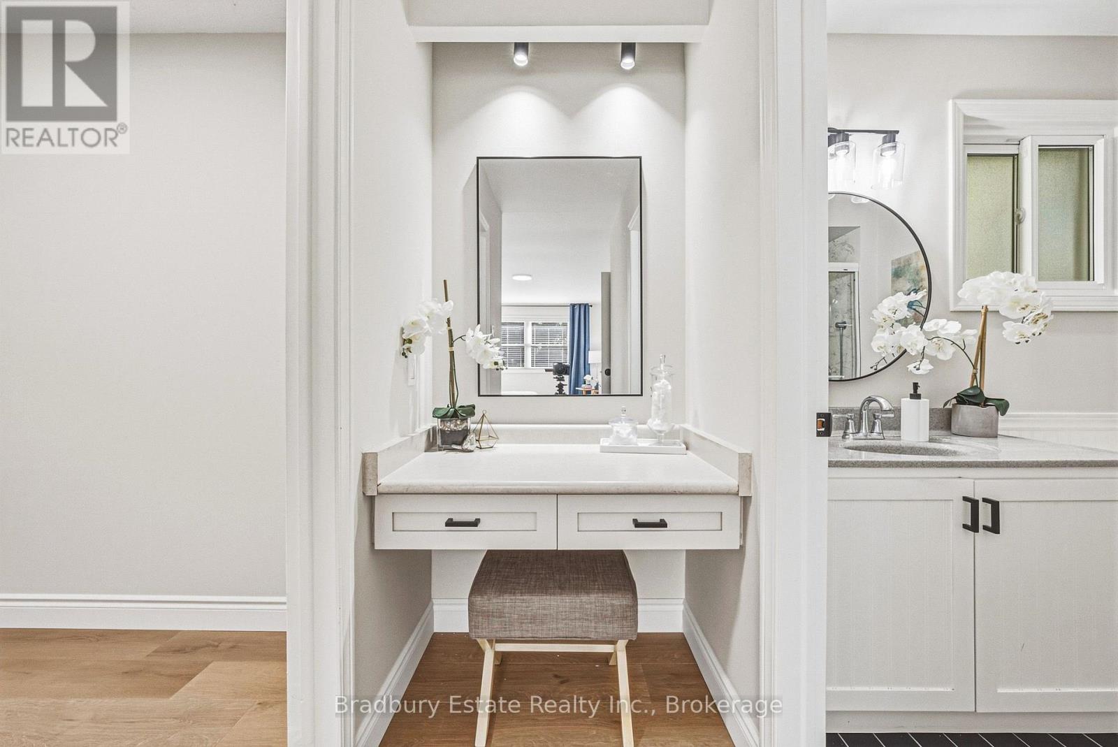 1106 Huntley Court, Oakville, Ontario  L6H 3B7 - Photo 31 - W13878806