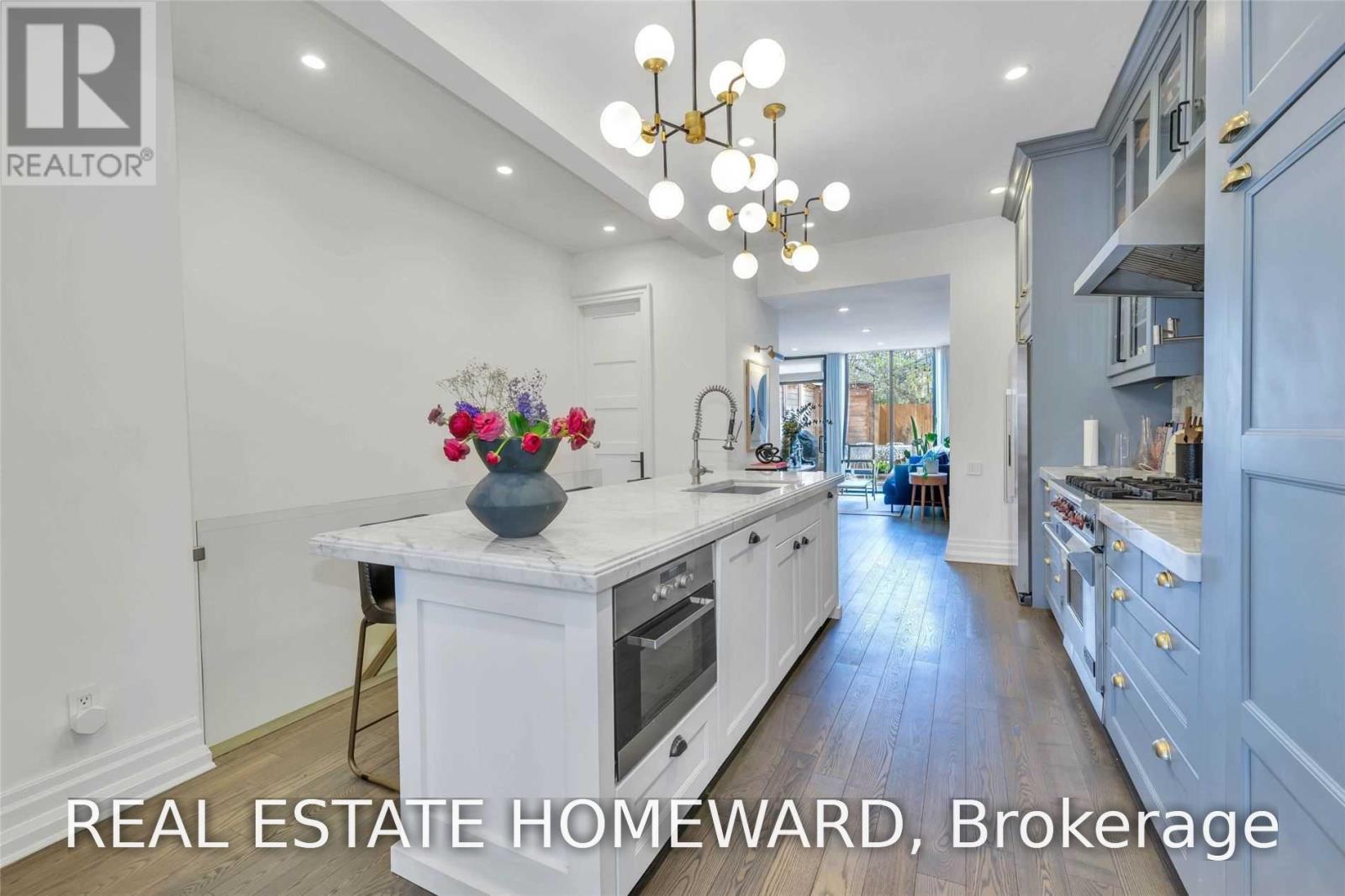 80 Willcocks Street, Toronto, Ontario  M5S 1C8 - Photo 9 - C13878780