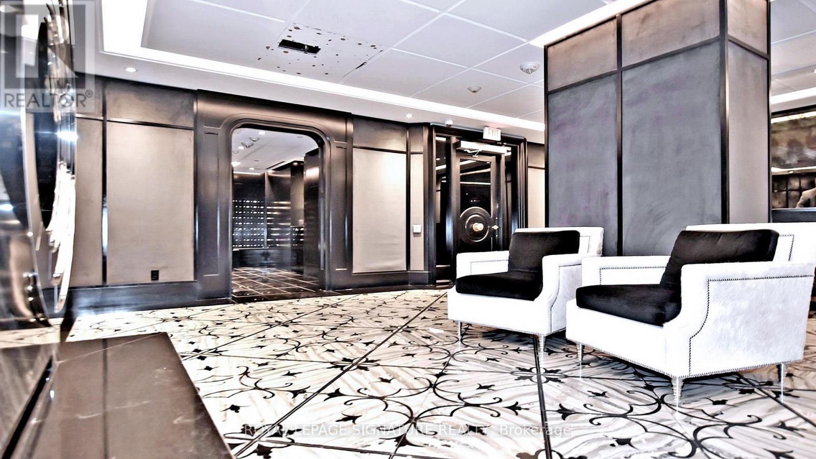 2111 - 88 Blue Jays Way, Toronto, Ontario  M5V 2G3 - Photo 3 - C13878796