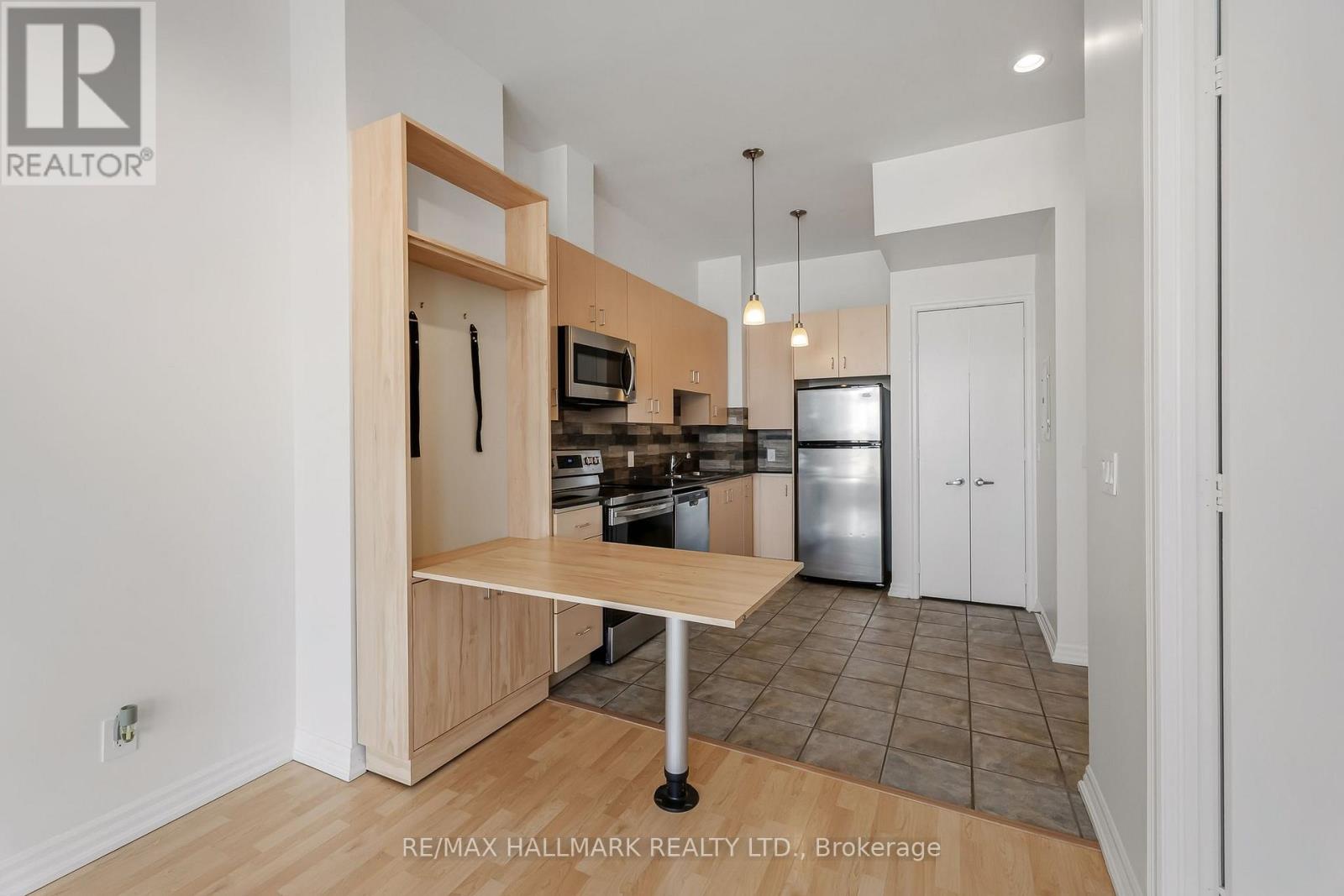 606 - 797 Don Mills Road, Toronto, Ontario M3C 1V1 - Photo 7 - C13878866