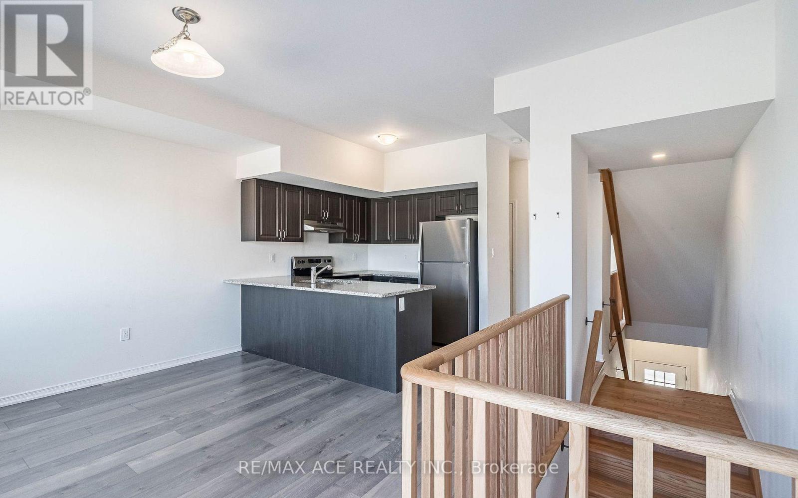 109 - 2560 Barbarolli Path, Oshawa, Ontario  L1L 0P9 - Photo 10 - E13878828