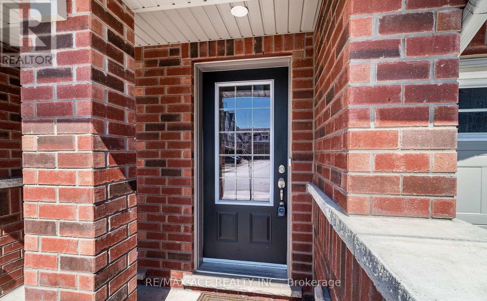 109 - 2560 Barbarolli Path, Oshawa, Ontario  L1L 0P9 - Photo 2 - E13878828