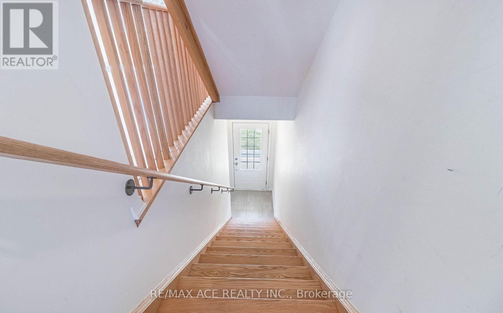 109 - 2560 Barbarolli Path, Oshawa, Ontario  L1L 0P9 - Photo 5 - E13878828