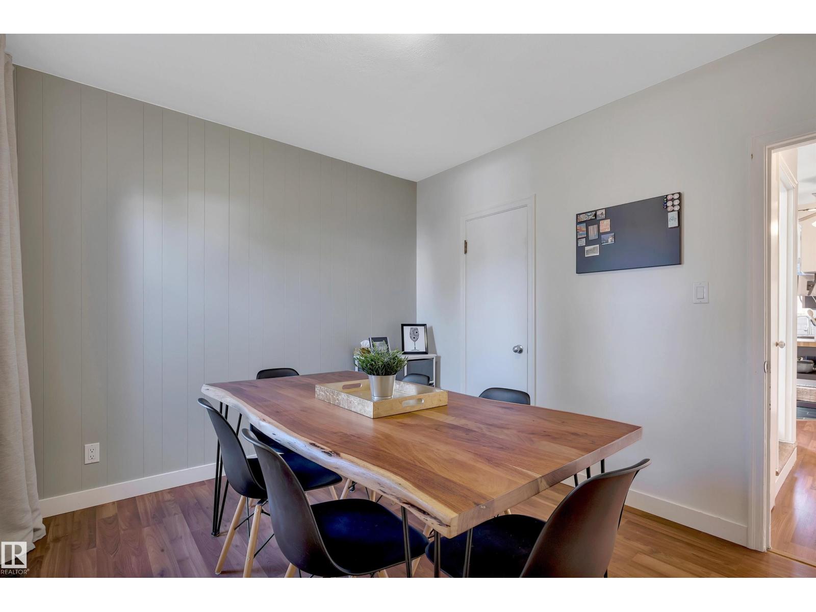 10647 68 AV NW