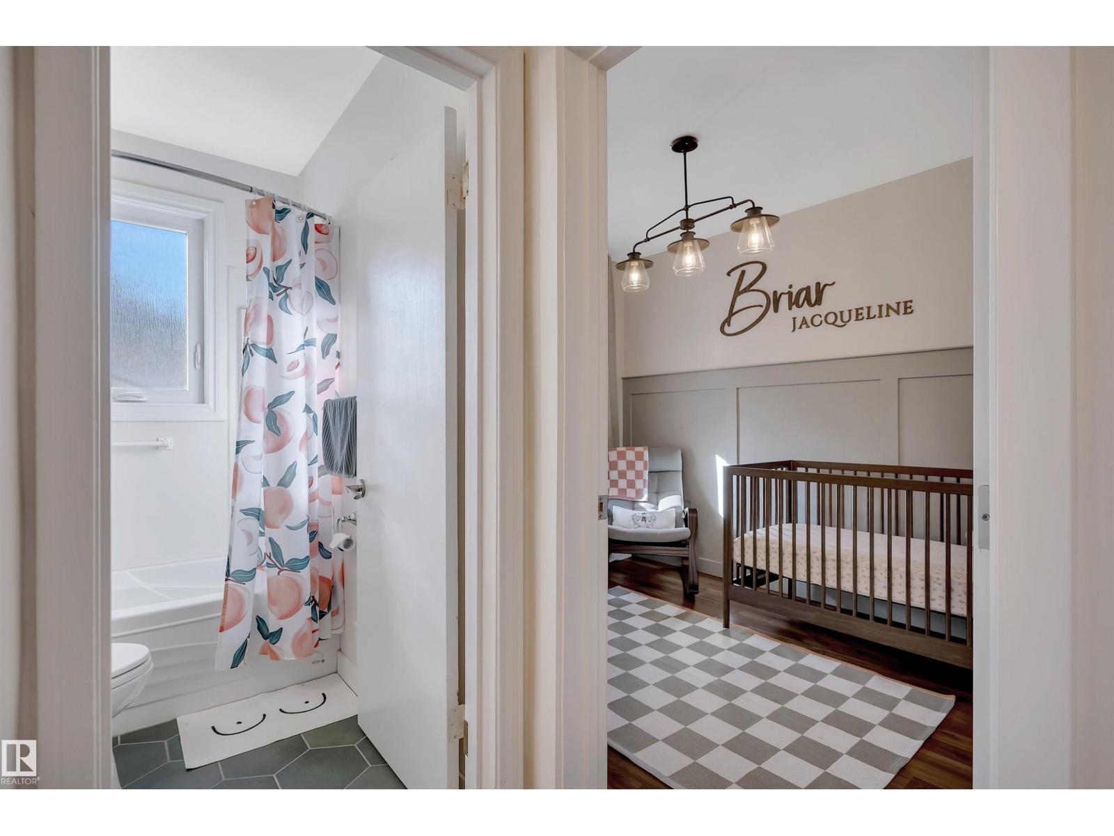 10647 68 AV NW