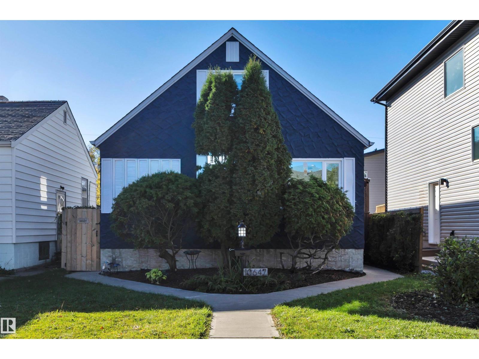 10647 68 AV NW