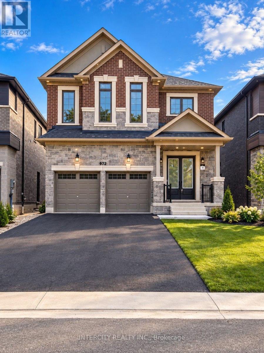 72 CADDIE CRESCENT, Vaughan, Ontario