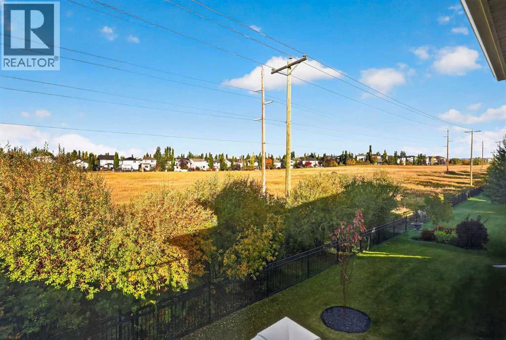 111 Tuscany Ravine Heights NW