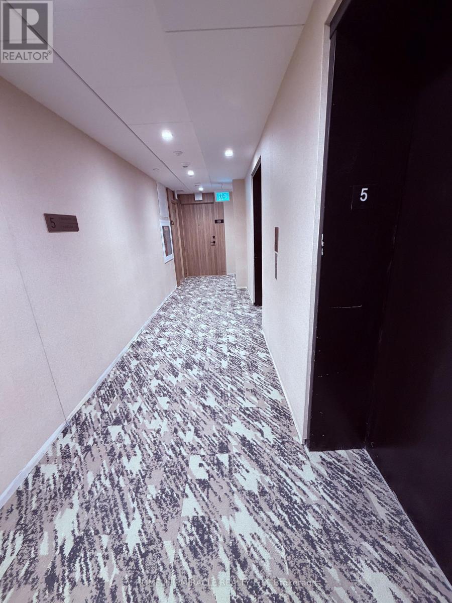523 - 1381 Lakeshore Road E, Mississauga, Ontario  L5E 1G6 - Photo 32 - W13878832