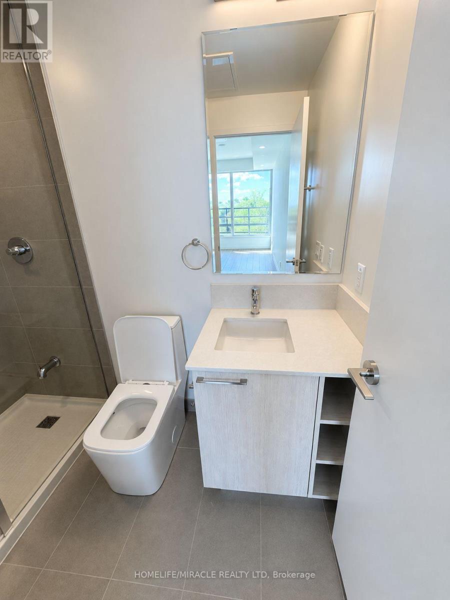 523 - 1381 Lakeshore Road E, Mississauga, Ontario  L5E 1G6 - Photo 5 - W13878832