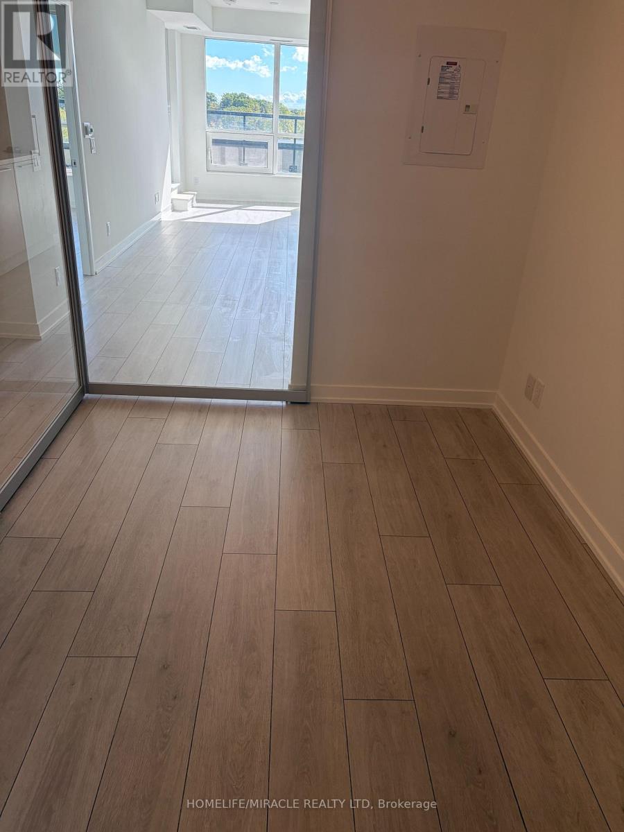 523 - 1381 Lakeshore Road E, Mississauga, Ontario  L5E 1G6 - Photo 6 - W13878832