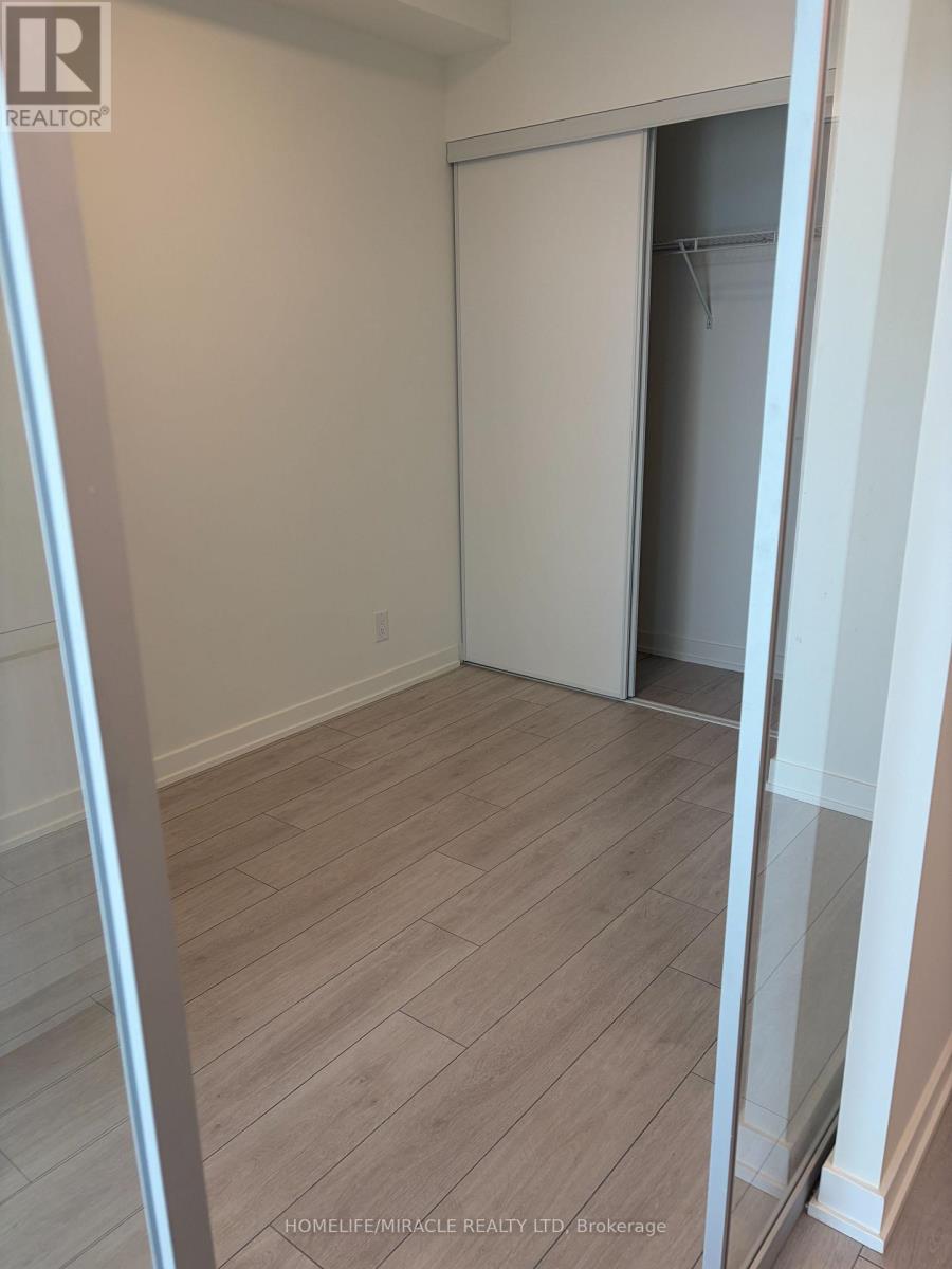 523 - 1381 Lakeshore Road E, Mississauga, Ontario  L5E 1G6 - Photo 9 - W13878832