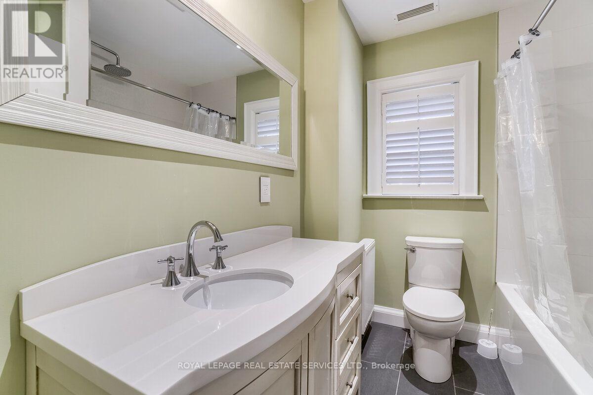 880 Royal York Road, Toronto, Ontario  M8Y 2V6 - Photo 26 - W13878838