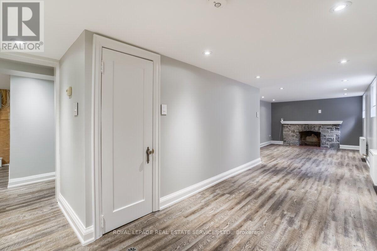 880 Royal York Road, Toronto, Ontario  M8Y 2V6 - Photo 31 - W13878838