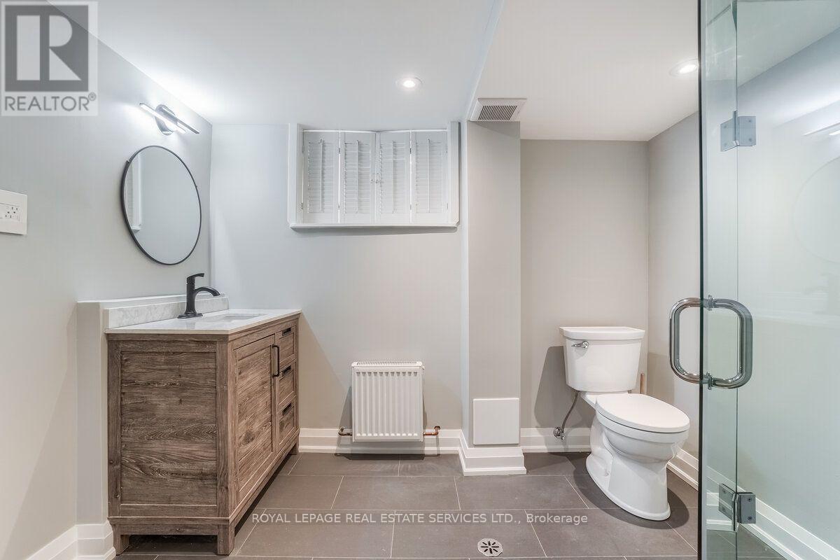 880 Royal York Road, Toronto, Ontario  M8Y 2V6 - Photo 35 - W13878838