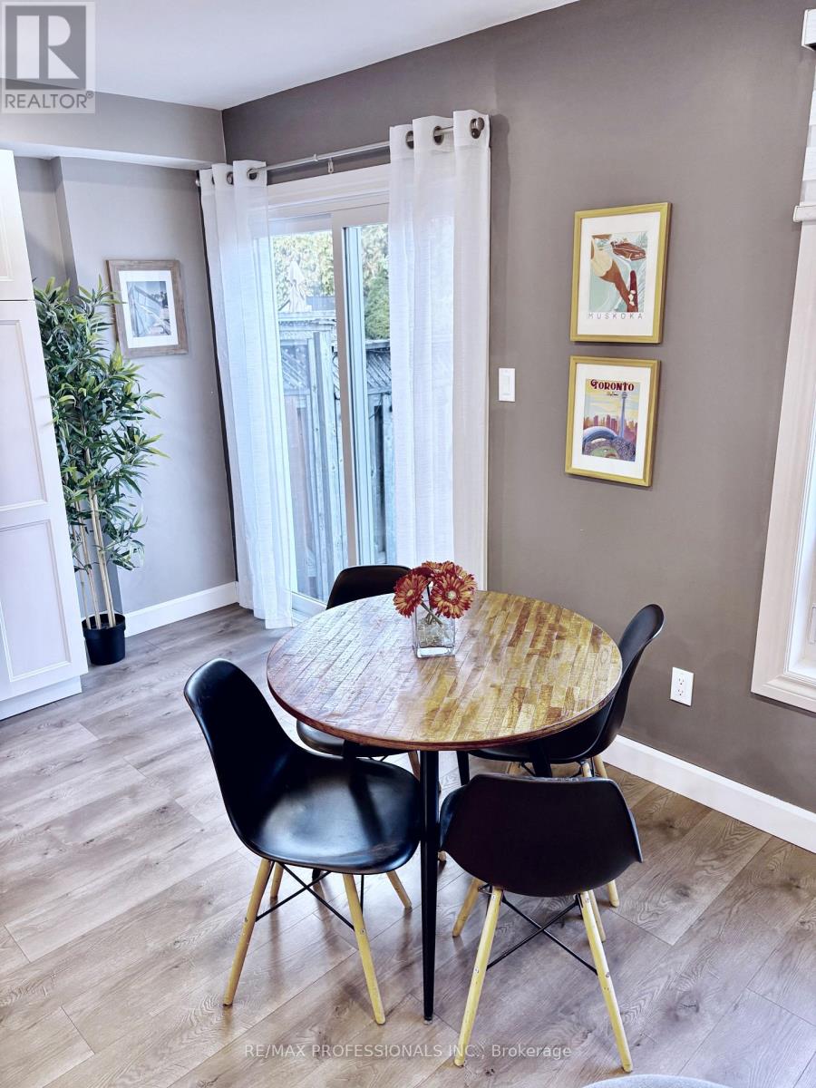 21 Waterbury Street, Caledon, Ontario  L7E 1X2 - Photo 10 - W13878854