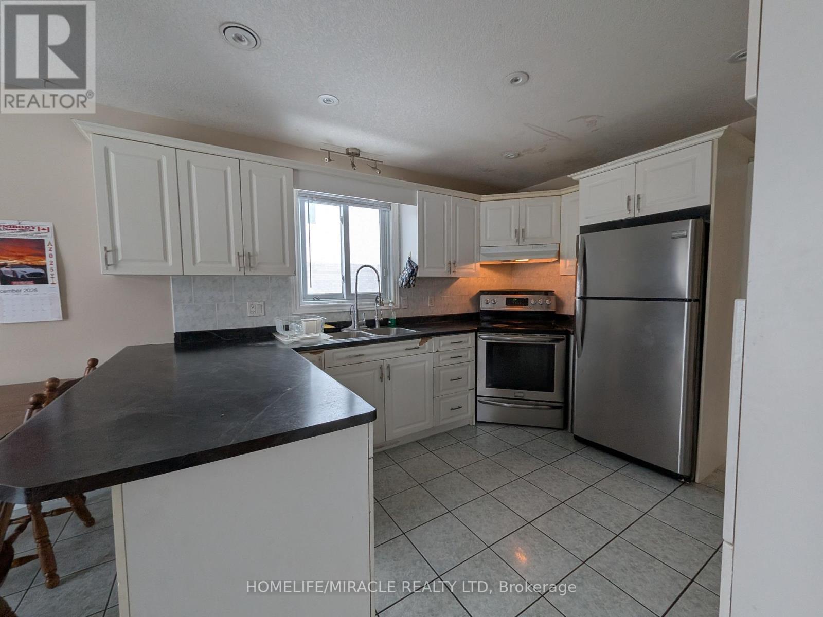 352 Bankside Drive, Kitchener, Ontario  N2N 3K1 - Photo 5 - X13876922